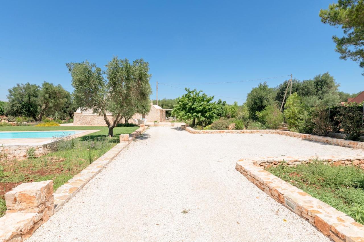 Villa Trullo Zese Con Piscina Privata San Michele Salentino Exterior foto