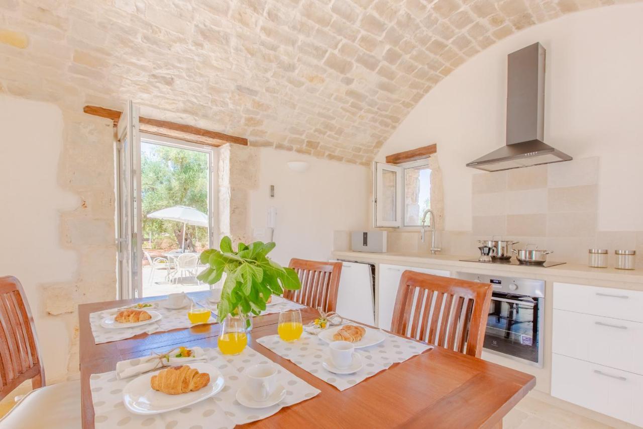 Villa Trullo Zese Con Piscina Privata San Michele Salentino Exterior foto